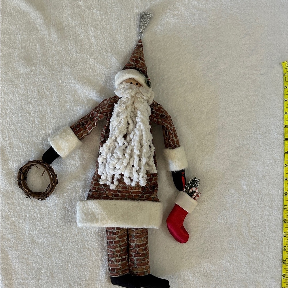 Festive Santa Claus Plush with Wreath and Stocking - Picture 4 of 9